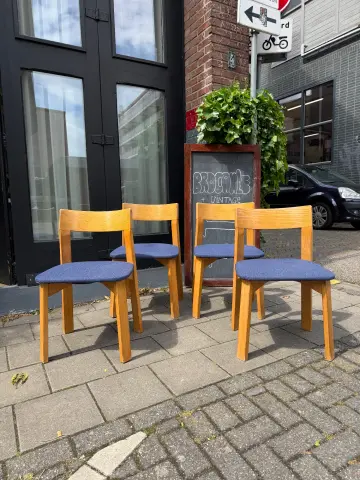 Midcentury eetkamerstoelen – foto 1