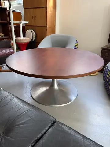 Midcentury Ronde Salontafel – foto 1
