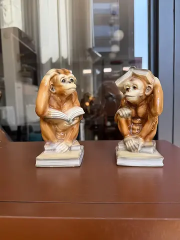 Boekensteunen Keramiek